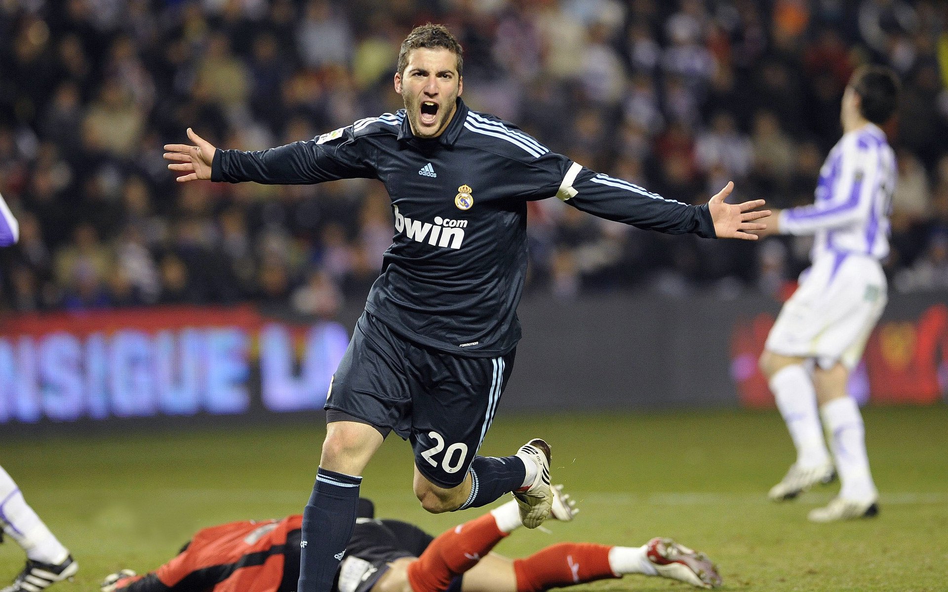 弗朗索瓦·霍尔茨豪伊泽:南非羚羊队的进攻发动机